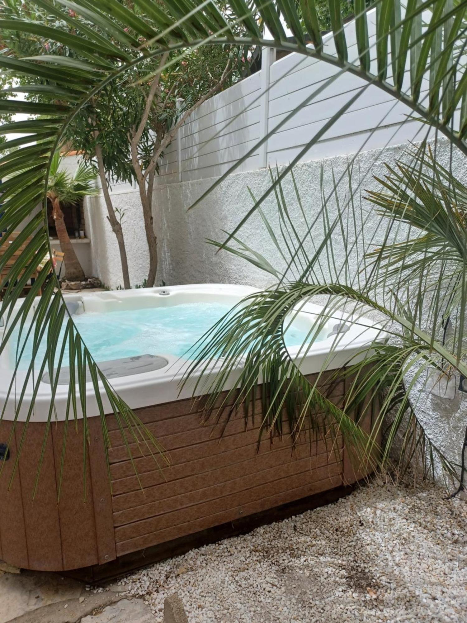 Appartement Avec Jardin Et Spa Valras-Plage Luaran gambar